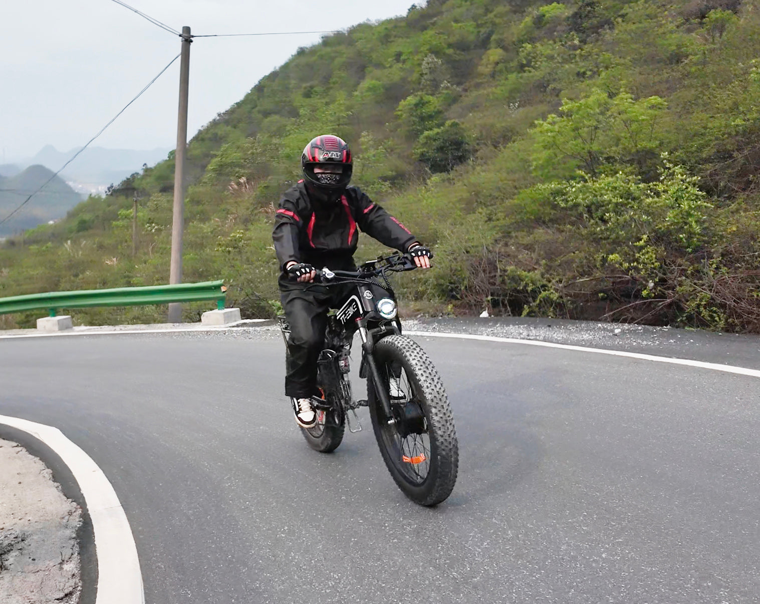 Comprehensive Guide: Choosing and Using Electric Mountain Bikes (e-MTBs)